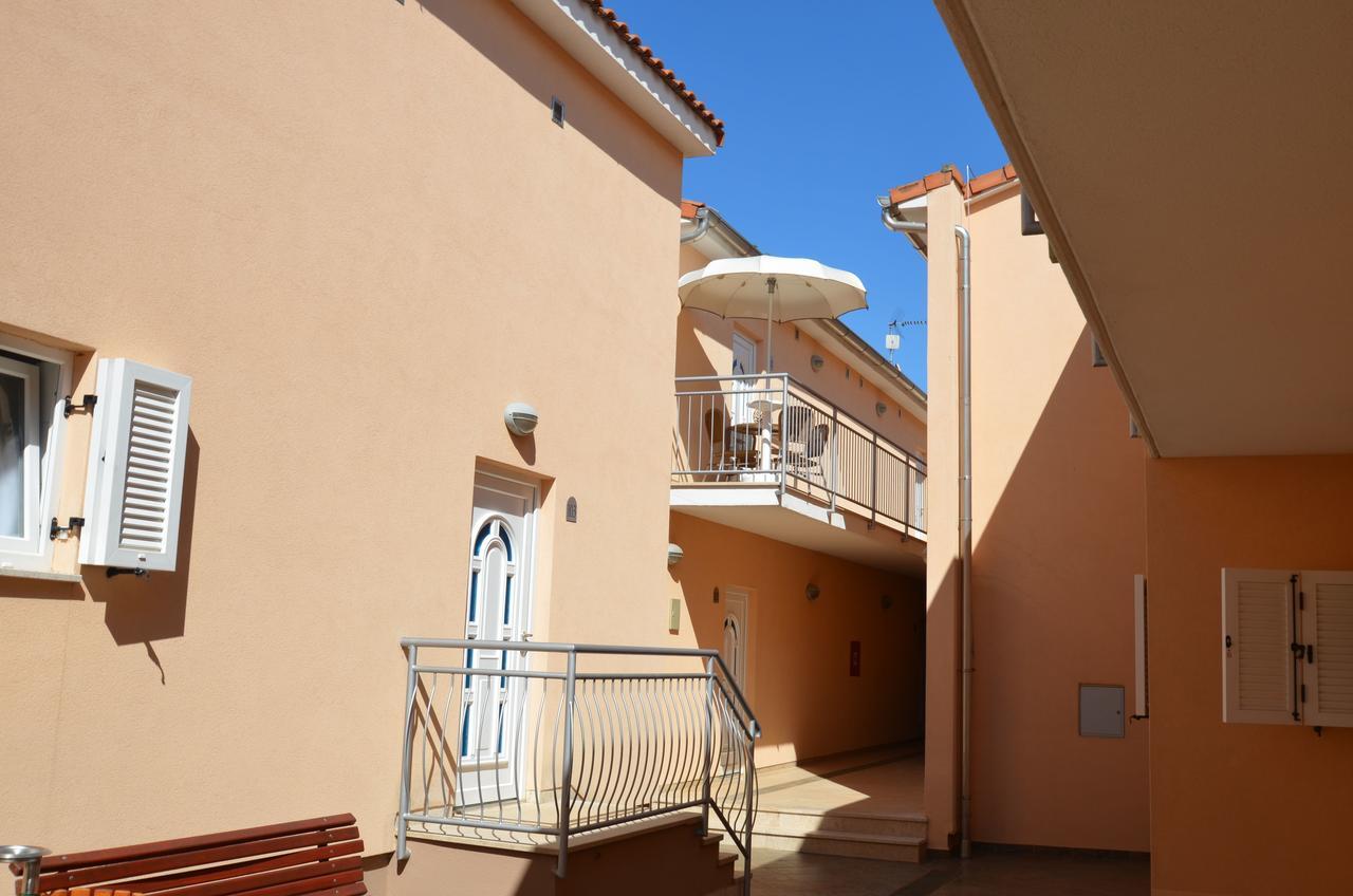 פורץ Apartments Materada Residence מראה חיצוני תמונה